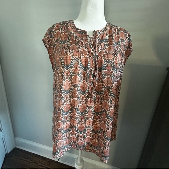DR2 Women's Blouse - Brown and Black Pattern - Picture 1 of 3